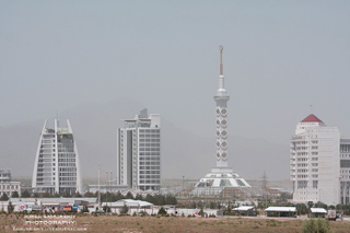 Illustration for article titled Turkmenistan's Astonishing Attempt To Build A City Of The Future
